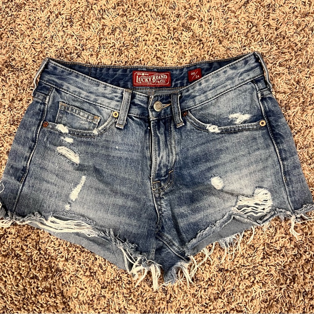 Women’s distressed lucky brand shorts